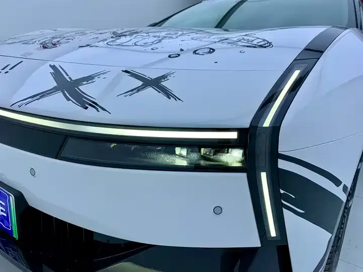Xpeng P7 2025 750 Four-wheel Drive Wing Ultra 9