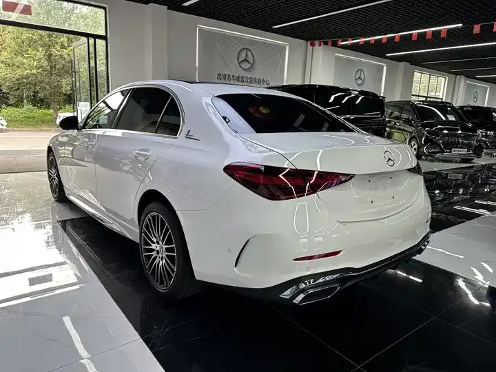 Mercedes Benz Class C 2024 C 200 L Sports Edition 7