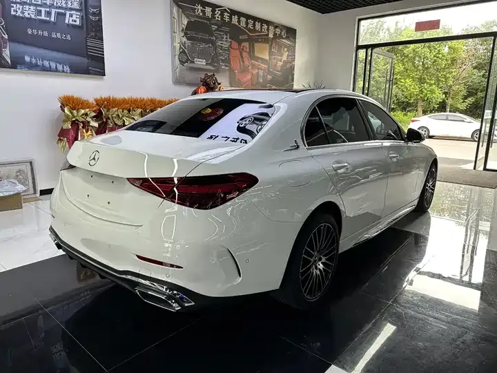 Mercedes Benz Class C 2024 C 200 L Sports Edition 9