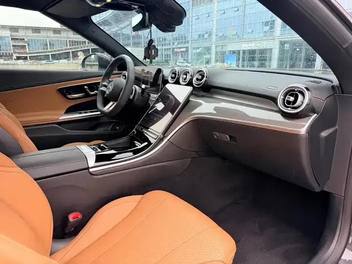Mercedes Benz CLE 2025 CLE 260 Convertible Coupe 12
