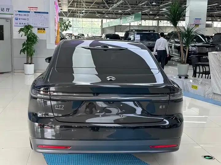 NIO ET7 2024 75kWh Executive Signature Edition 6
