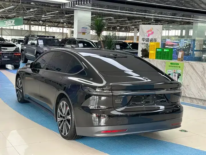 NIO ET7 2024 75kWh Executive Signature Edition 8