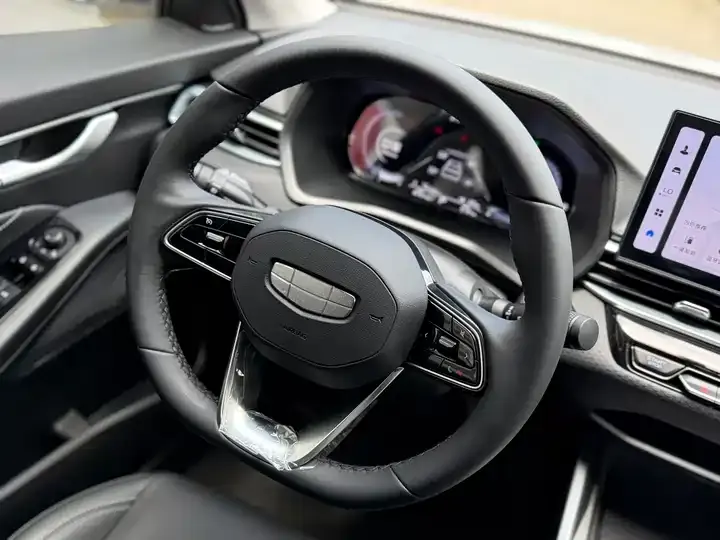 Emgrand 2025 4th Generation 1.5L CVT Honorable Model 10