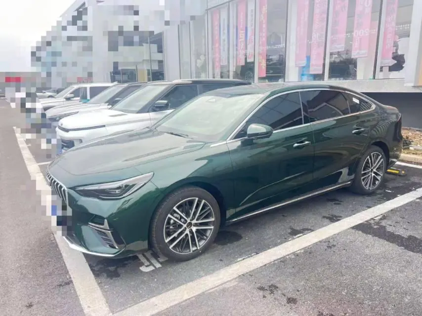 Geely 2026 Emgrand – Sedan 1.5T Flagship Automatic 2