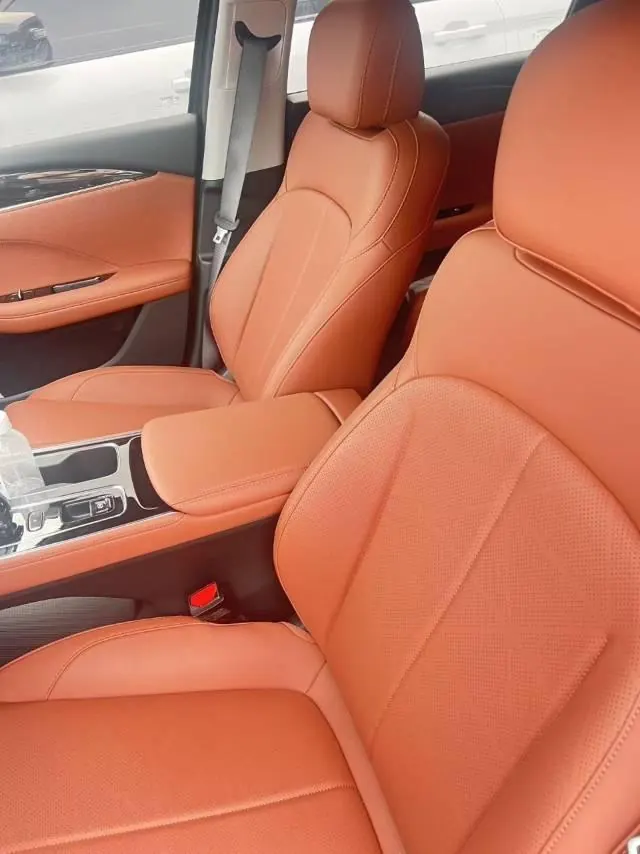 Geely 2026 Emgrand – Sedan 1.5T Flagship Automatic 3