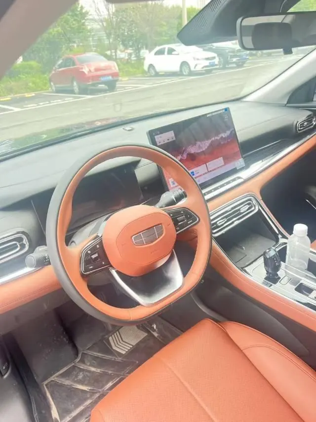 Geely 2026 Emgrand – Sedan 1.5T Flagship Automatic 4