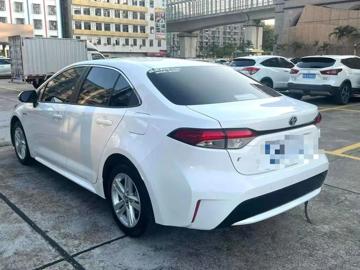 Toyota 2022 Lei Ling Shuangqing 1.8H Stepless Deluxe Edition Automatic Gear 6