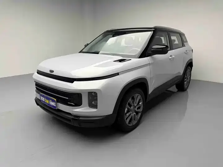 Открыть галерею: Geely ICON 2025 Linglong 1.5TD Qingcheng Edition