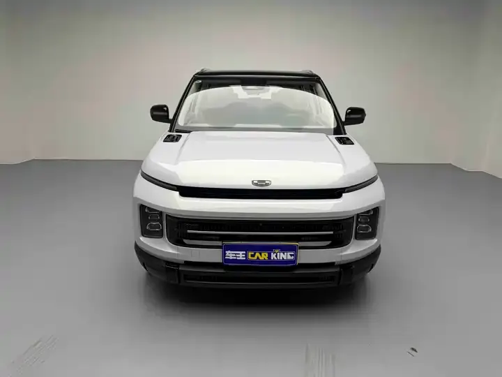 Geely ICON 2025 Linglong 1.5TD Qingcheng Edition 3