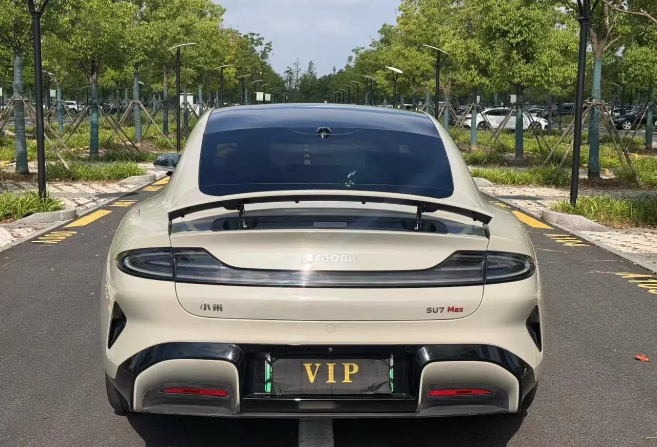 MI 2024 SU 7 800km 4-wheel drive ultra-long endurance high-end smart driving Max version automatic gear 7