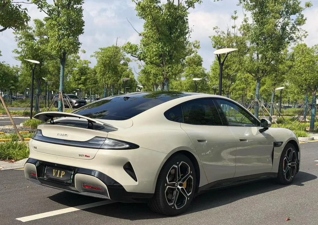 MI 2024 SU 7 800km 4-wheel drive ultra-long endurance high-end smart driving Max version automatic gear 8
