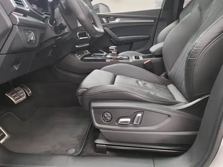 Audi Q5L 2024 40 TFSI luxury dynamic 10