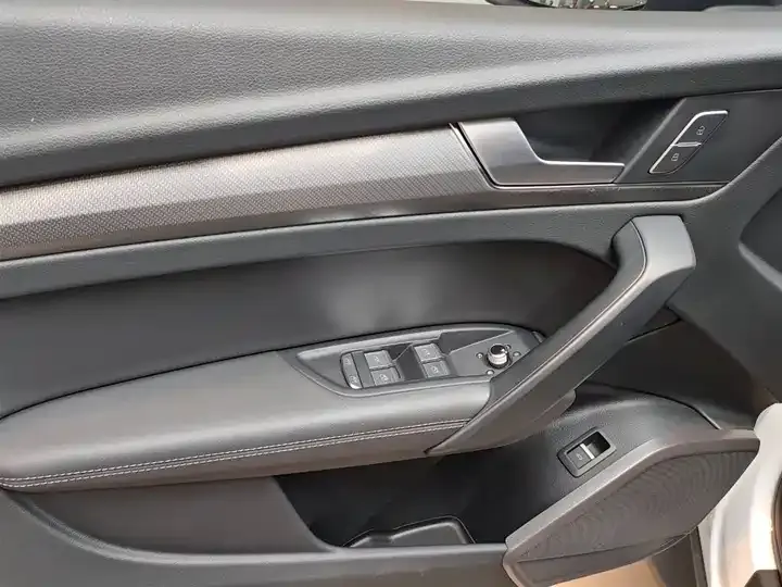 Audi Q5L 2024 40 TFSI luxury dynamic 12