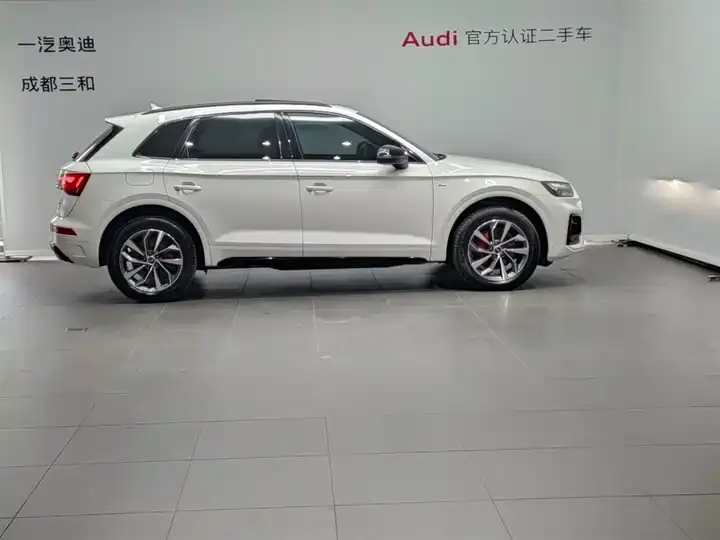 Audi Q5L 2024 40 TFSI luxury dynamic 3