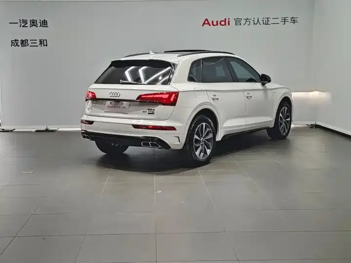 Audi Q5L 2024 40 TFSI luxury dynamic 4