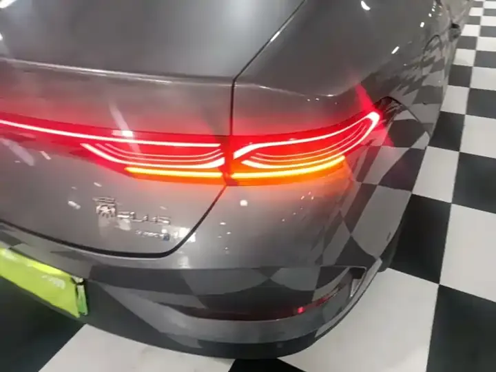 Qin PLUS 2025 EV Smart Driving Edition 510KM Leading Model 8