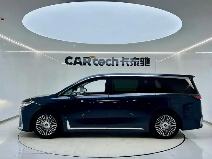 Voyah Dreamer 2025 PHEV Four-wheel Drive Flagship Kunpeng Edition 7