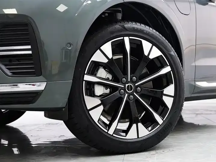 Volvo XC60 plug-in hybrid 2025 plug-in hybrid long endurance four-wheel drive Zhiyuan Deluxe Edition 3
