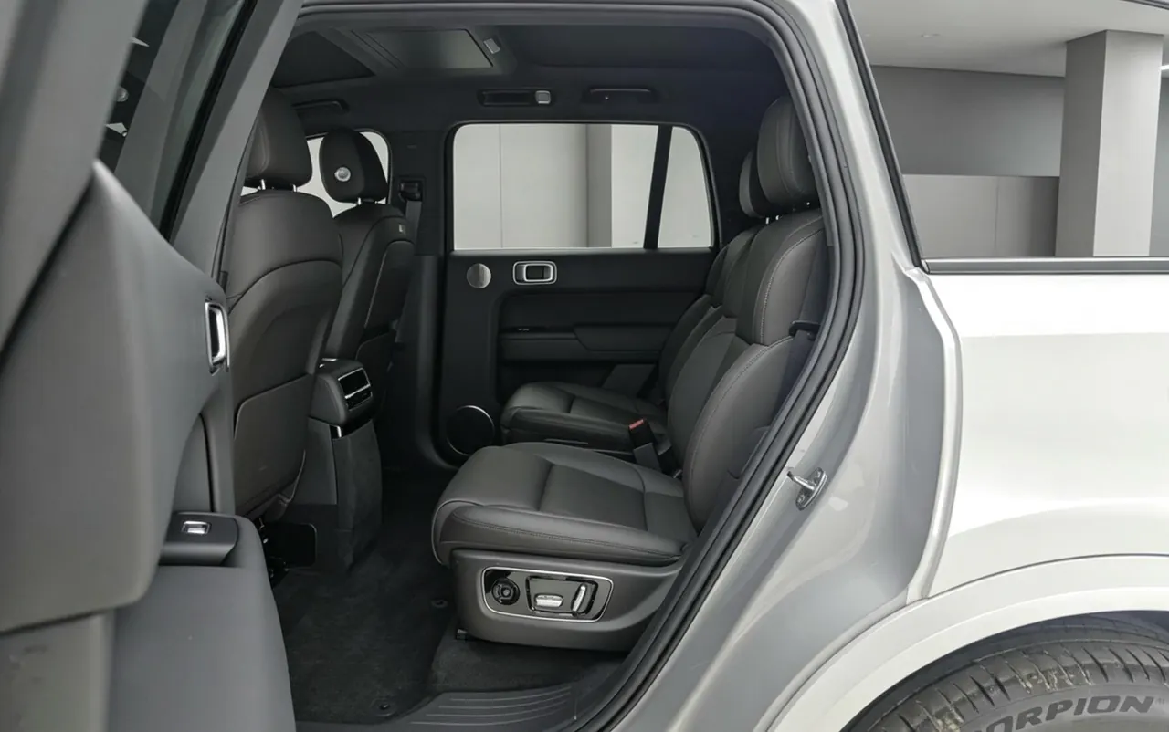 Li 2022 L9 1.5T Max Edition Automatic Gear 6