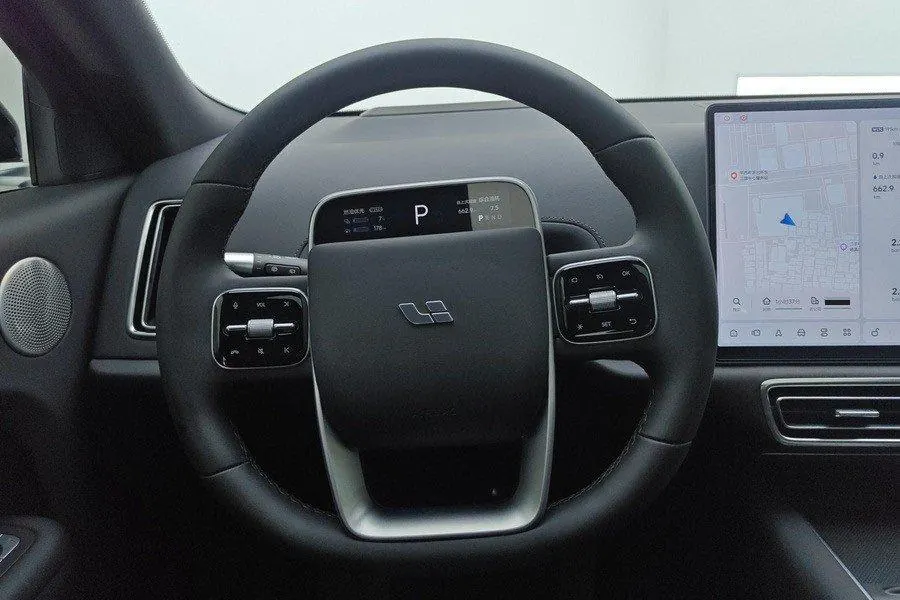 Li 2022 L9 1.5T Max Edition Automatic Gear 9