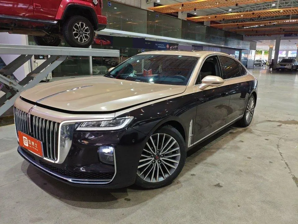 Open image lightbox: HongQi 2022 H9 48V 2.0T Zhilian Qi Chang Edition Automatic Gear