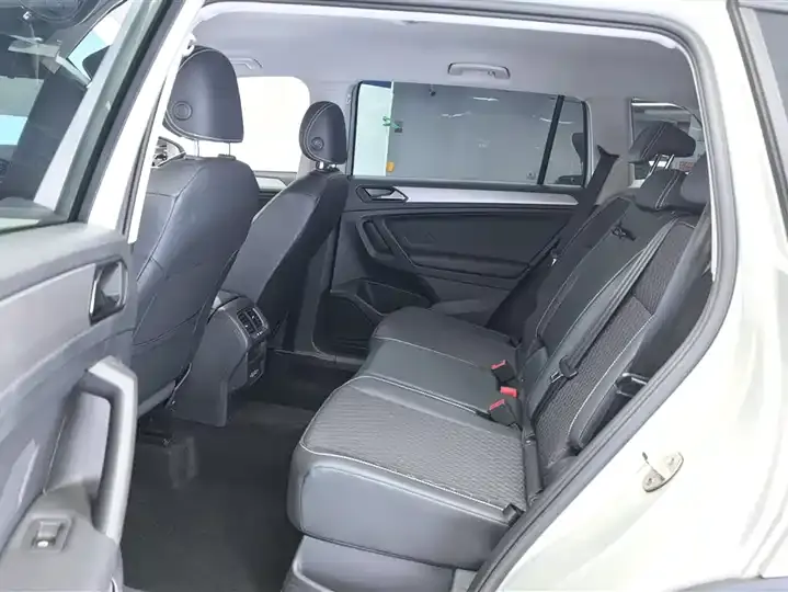 Tiguan L 2021 330TSI Automatic Two-Drive Comfortable Edition 11