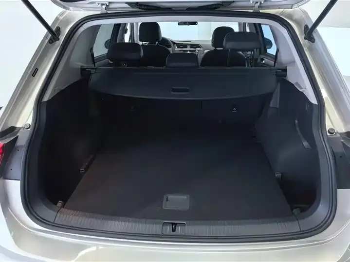 Tiguan L 2021 330TSI Automatic Two-Drive Comfortable Edition 4