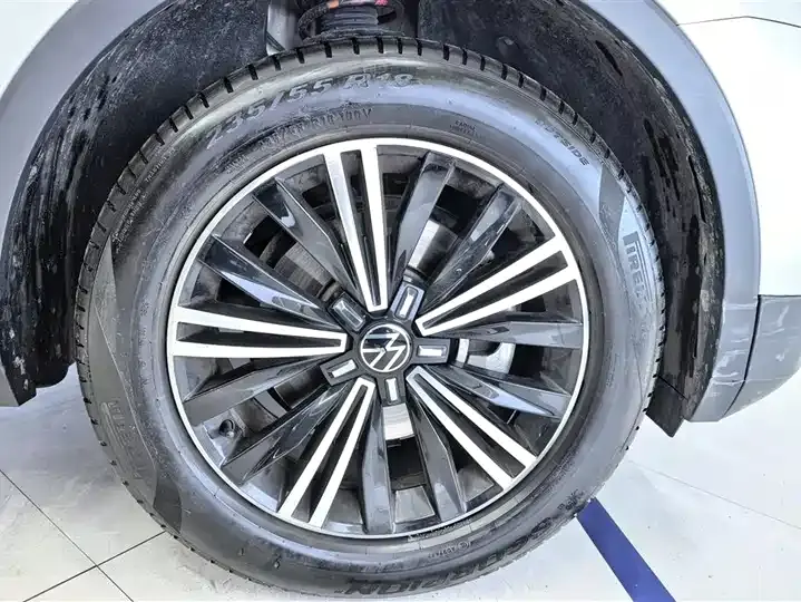 Tiguan L 2021 330TSI Automatic Two-Drive Comfortable Edition 6