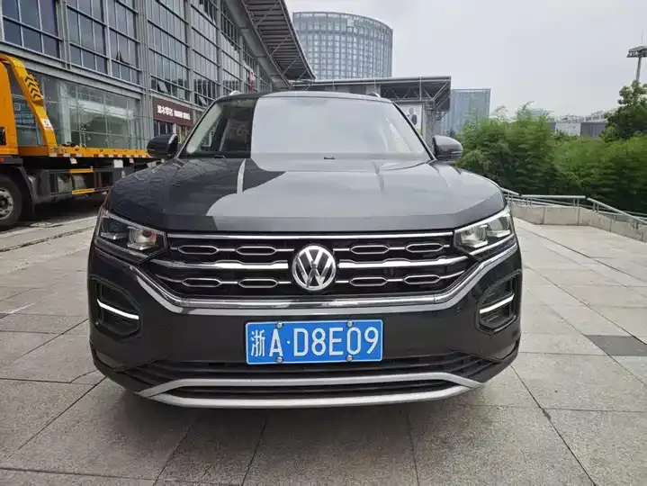 Tangyue 2022 280TSI Front-Wheel-Drive Luxury Smart Connectivity Edition 2