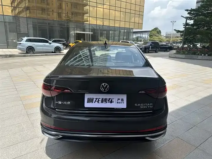 Sagittarius 2023 300TSI DSG Excellence Edition 4