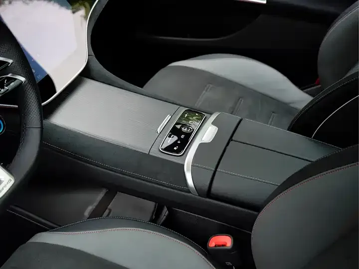 Mercedes Benz EQE AMG 2023 AMG EQE 53 4MATIC 11