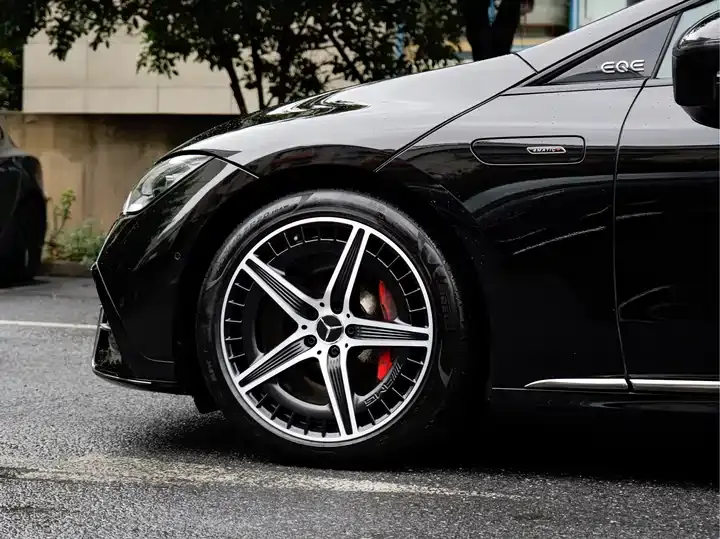 Mercedes Benz EQE AMG 2023 AMG EQE 53 4MATIC 8