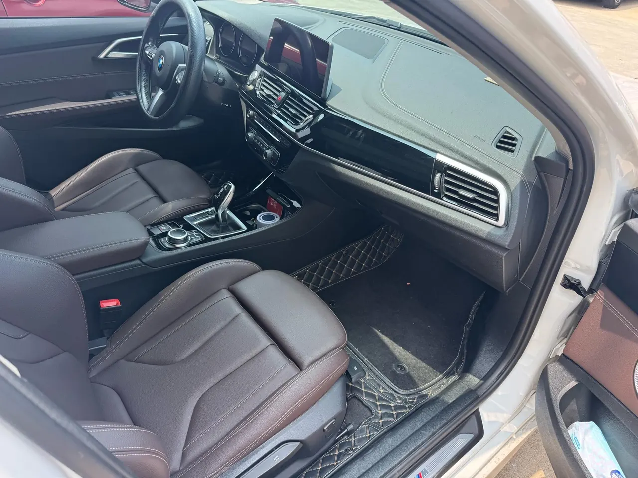 BMW 1 Series 2022 125i 2.0T M Sports Obsidian Night Edition Automatic Gear 3