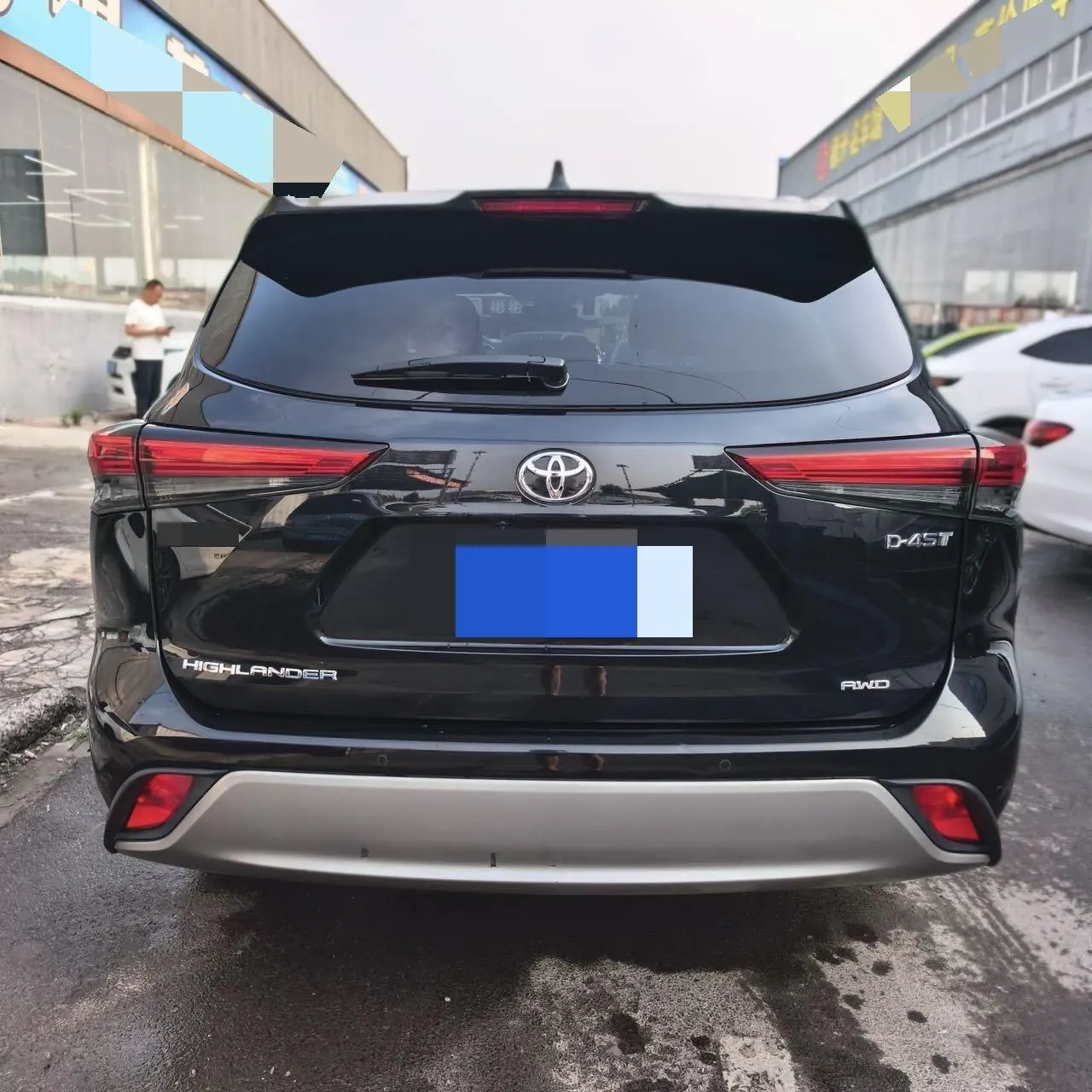 Toyota 2022 Highlander 2.0T 380T 4-wheel drive premium version 7-seat automatic gear 3