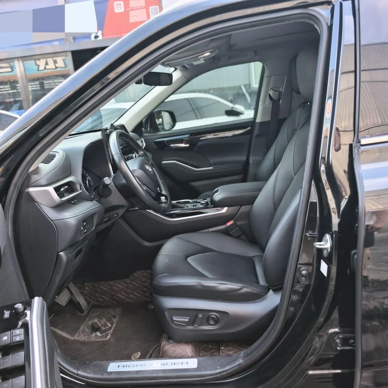 Toyota 2022 Highlander 2.0T 380T 4-wheel drive premium version 7-seat automatic gear 4