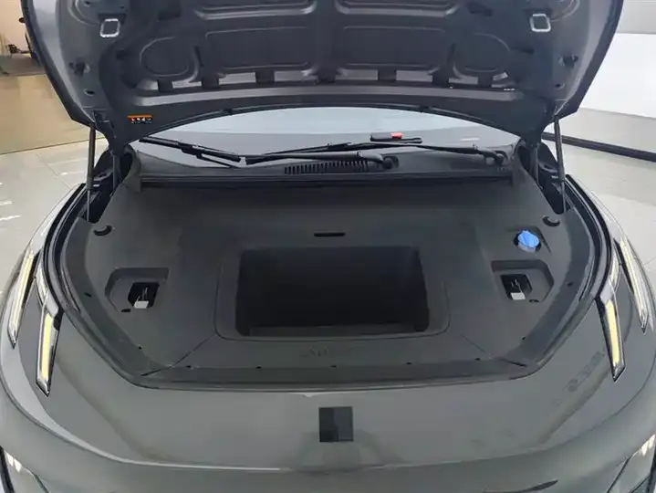 LYNK&amp;CO Z20 2025 530km Rear Drive Max 10