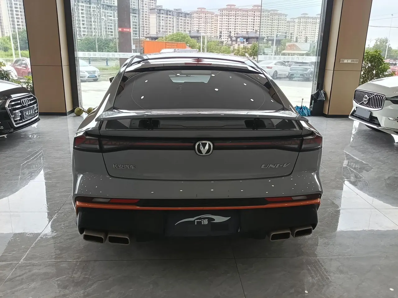 ChangAn 2024 UNI-V 1.5T Distinguished Sports Automatic 6