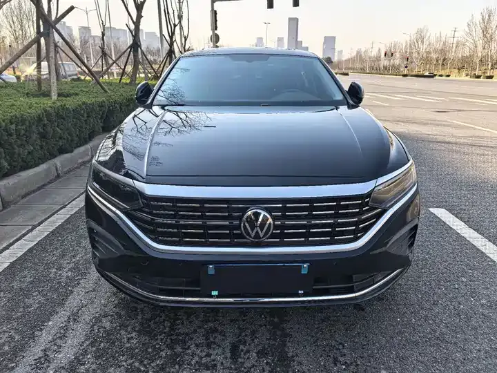 Passat 2024 280TSI Elite Edition 3