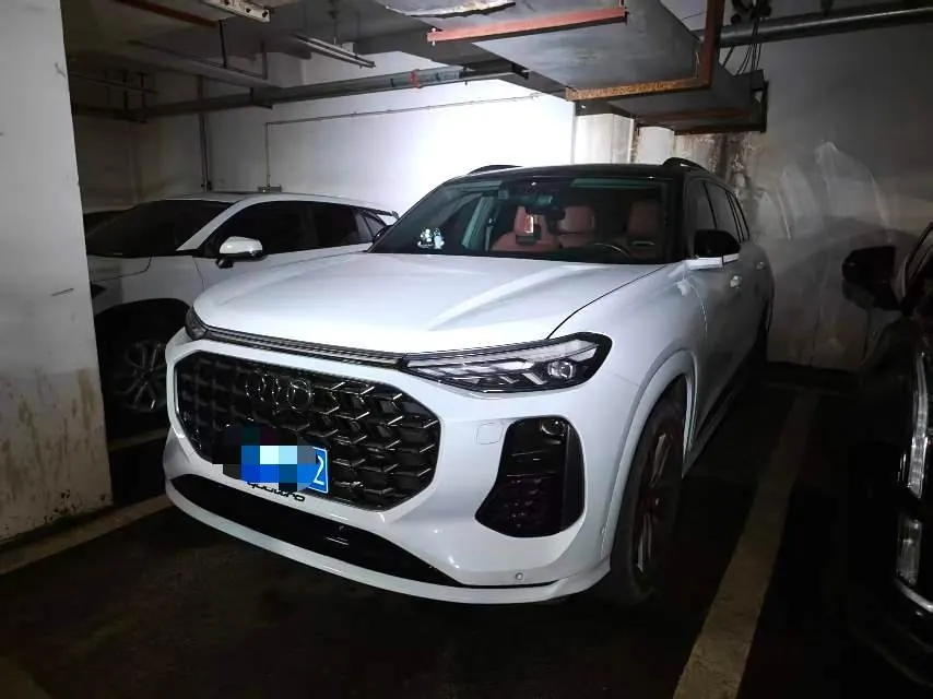 Open image lightbox: Audi 2022 Q6 2.5TFSI 50TFSI Quattro line cloud flying ride set automatic gear