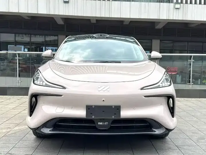 IM LS6 2023 Max Standard Edition 2
