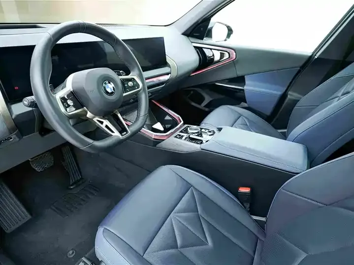 BMW X3 2025 xDrive30L exclusive M sports suit 10