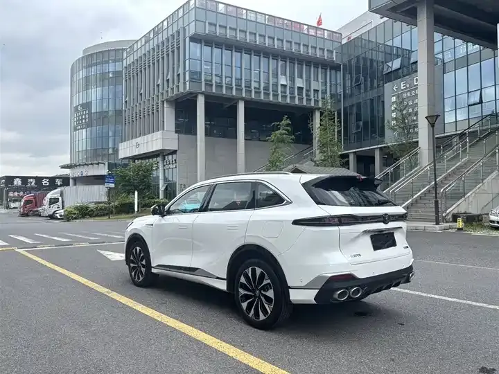 ChangAn CS75PLUS 2025 4th Generation UItra 2.0T New Blue Whale Wisdom 7