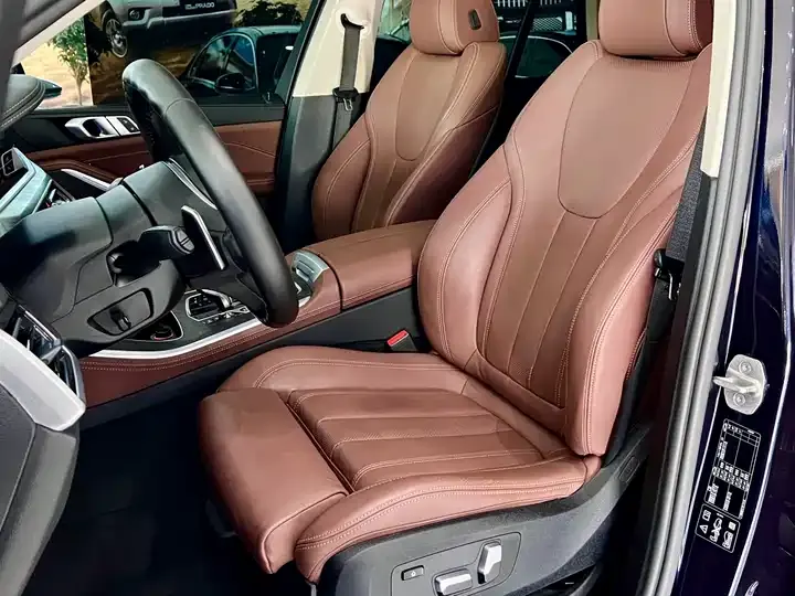 BMW X5 (Imported) 2022 xDrive40i M Sports Suit 6