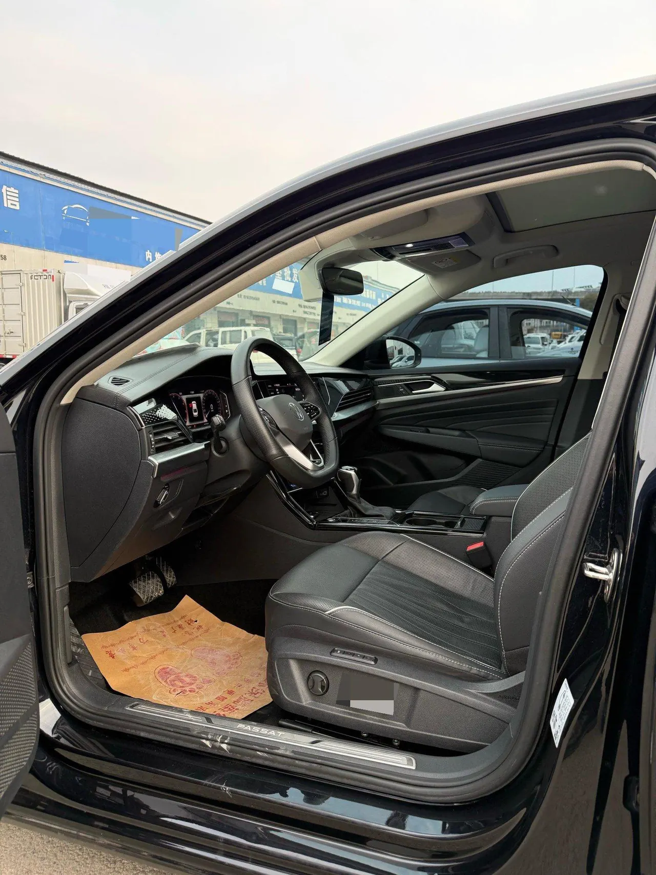 Volkswagen 2023 Passat 2.0TSI 330TSI Star Deluxe Edition Automatic Transmission 3