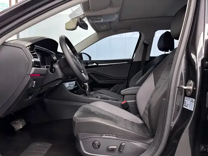 Lavida 2022, 280TSI DSG Excellence Edition 4