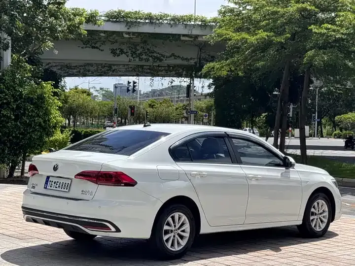 Bora 2024 200TSI DSG Smooth Edition 6