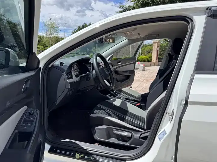 Bora 2024 200TSI DSG Smooth Edition 7