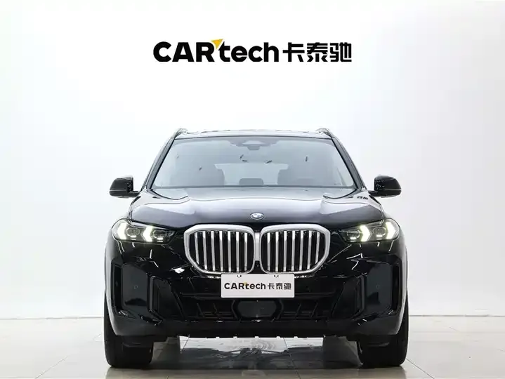 BMW X5 2025 xDrive 30Li exclusive m sports obsidian night suit 3
