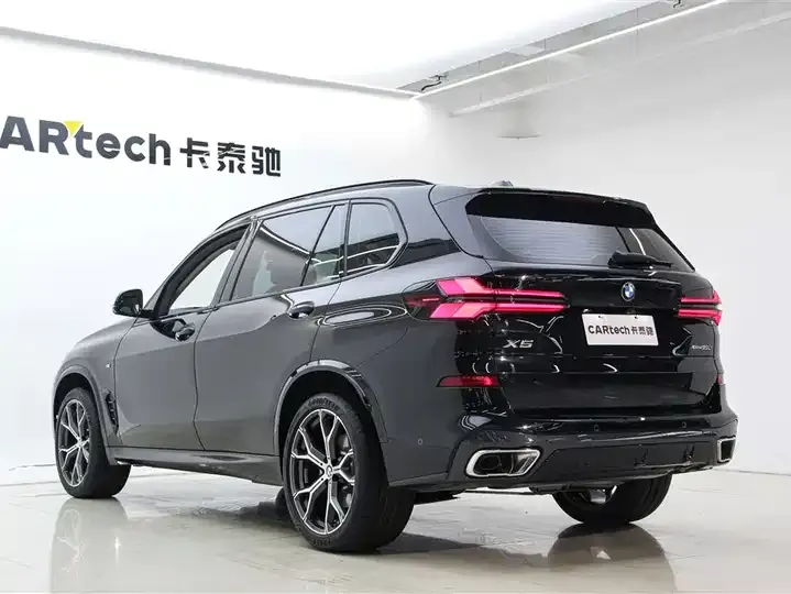 BMW X5 2025 xDrive 30Li exclusive m sports obsidian night suit 7