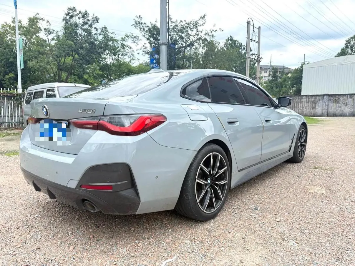 BMW 4 Series (Imported) 2022 425i Four-Door Coupe 2.0T M Sports Obsidian Night Suit Automatic Gear 4